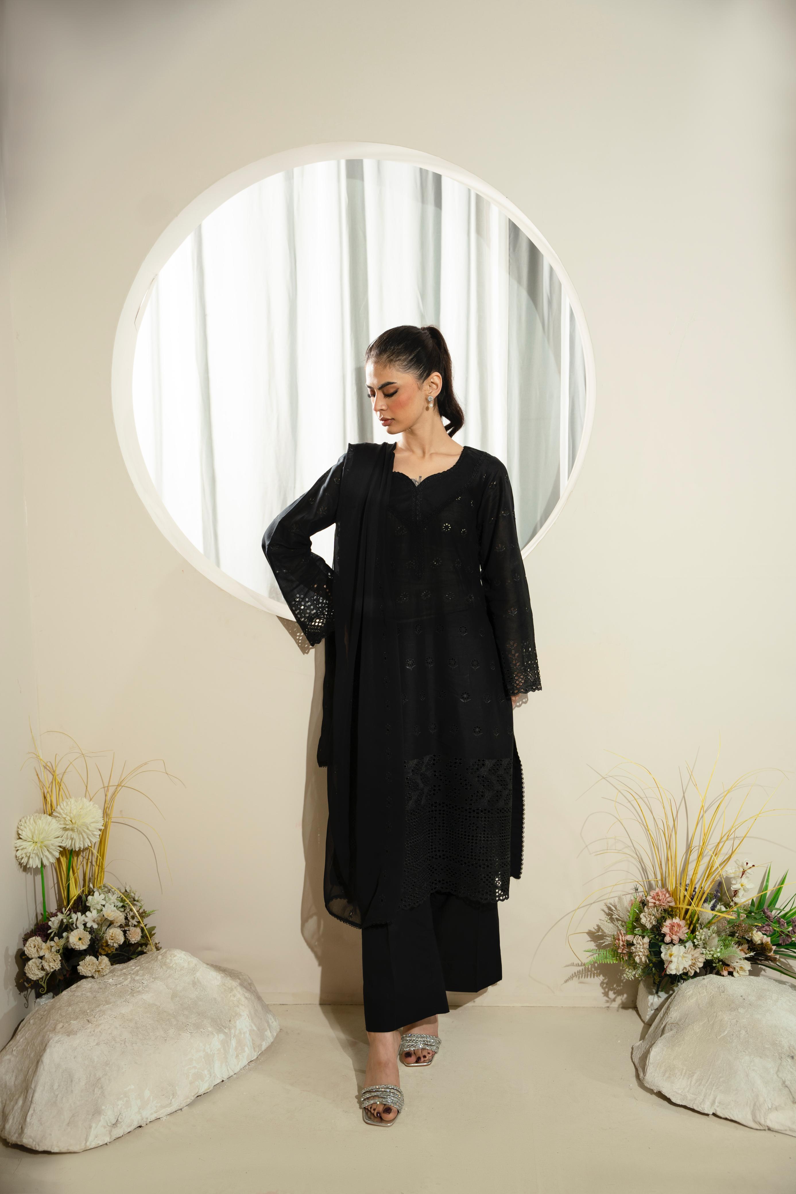 Noir Essence 3PC Stitched